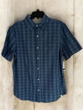 NWT Chaps Men's Short-Sleeve Button-Down Shirt size M